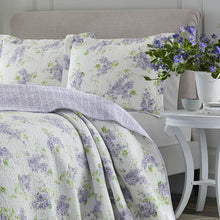 Load image into Gallery viewer, King size 3-Piece Cotton Quilt Set with Purple White Floral Pattern
